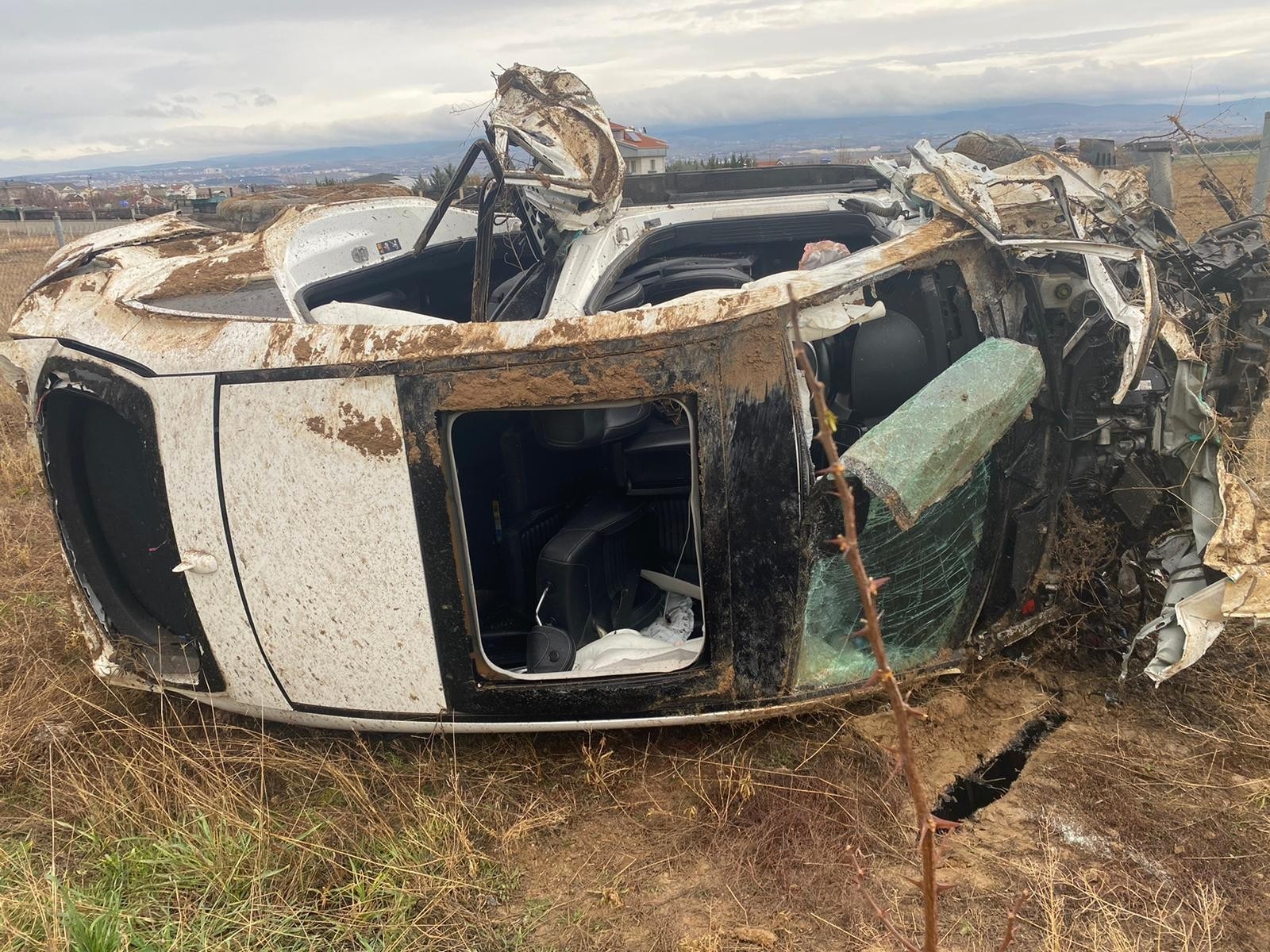 Futbolcu Ahmet Çalık trafik kazasında hayatını kaybetti!